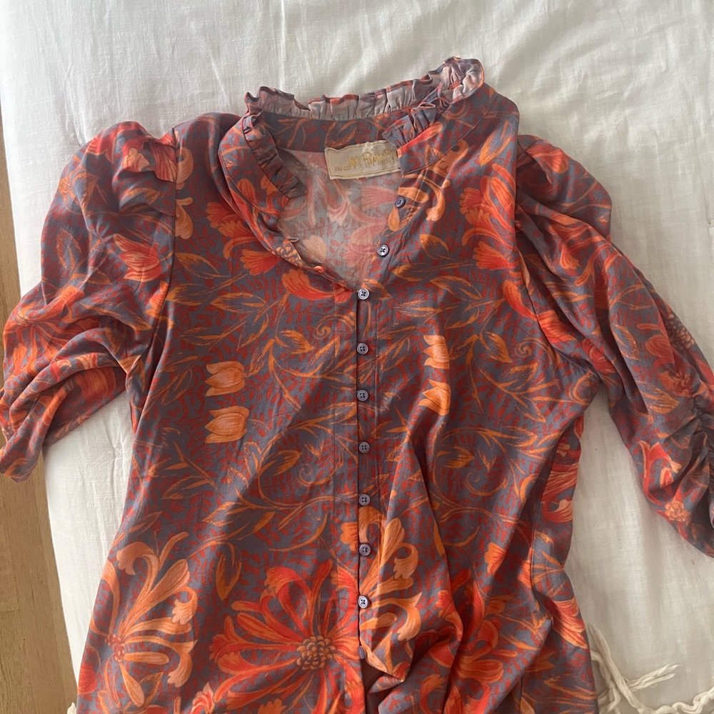 GARDEN PARTY SALOON BLOUSE - OOLONG
